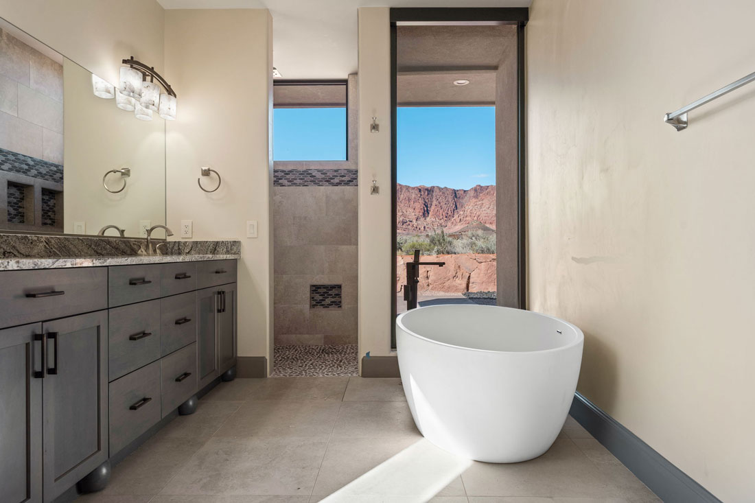 The Cliffs at Entrada master bathroom with full stand alone tub